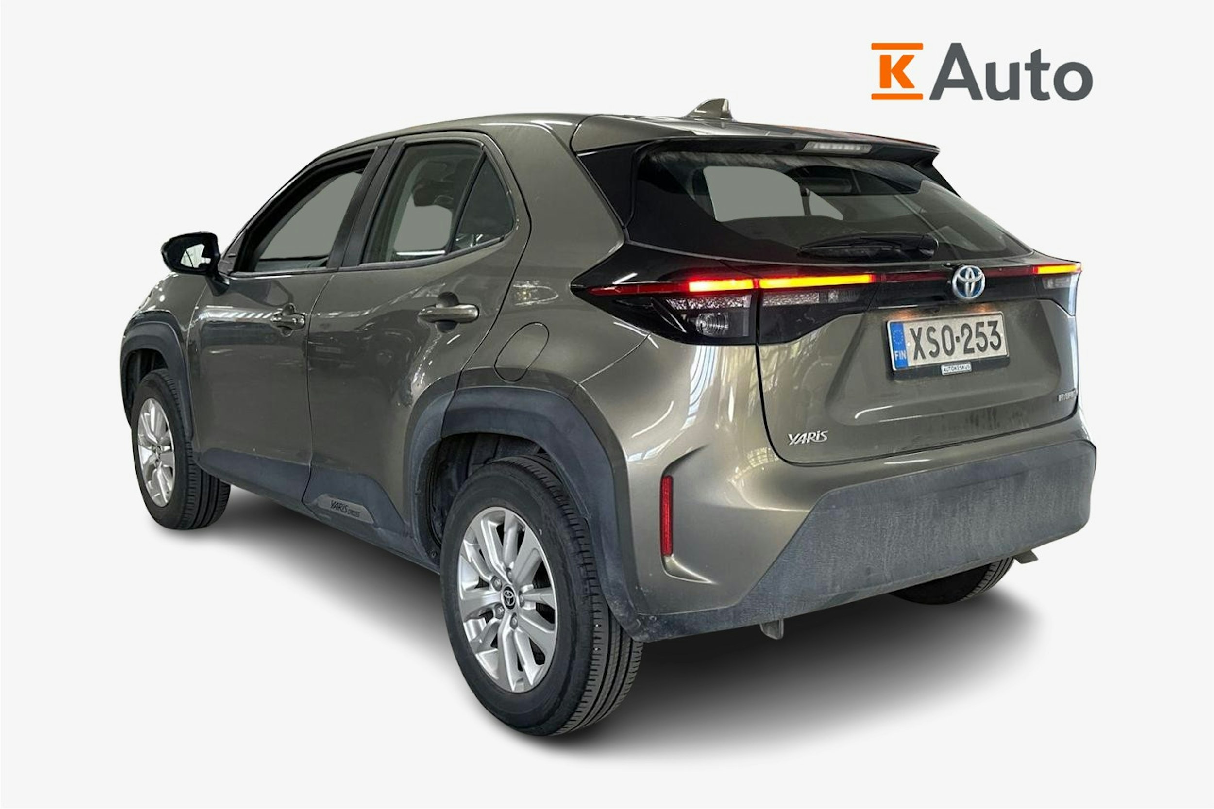 ruskea (beige) Toyota Yaris Cross 2024 kuva 2.