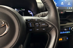 ruskea (beige) Toyota Yaris Cross 2024 kuva 17.