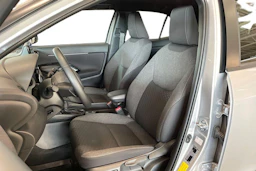 hopea Toyota Yaris Cross 2025 kuva 6.