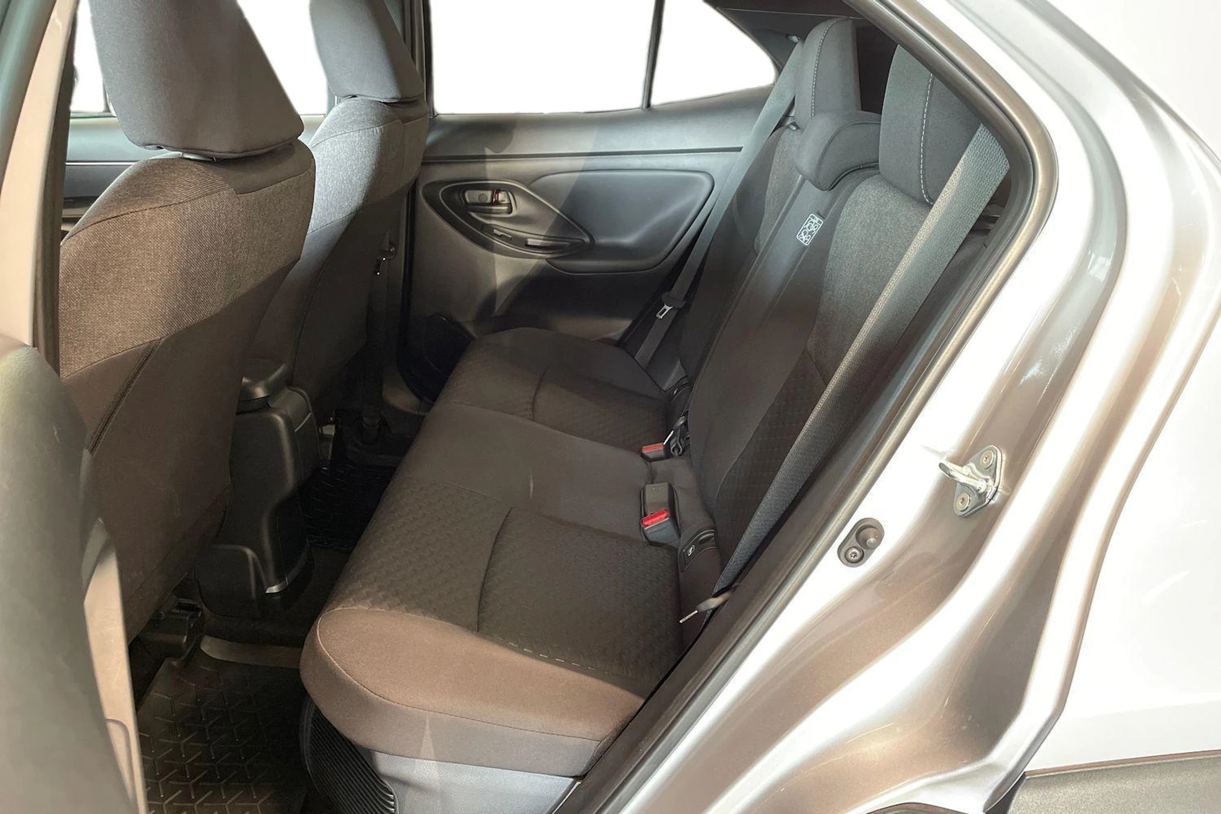 hopea Toyota Yaris Cross 2025 kuva 8.