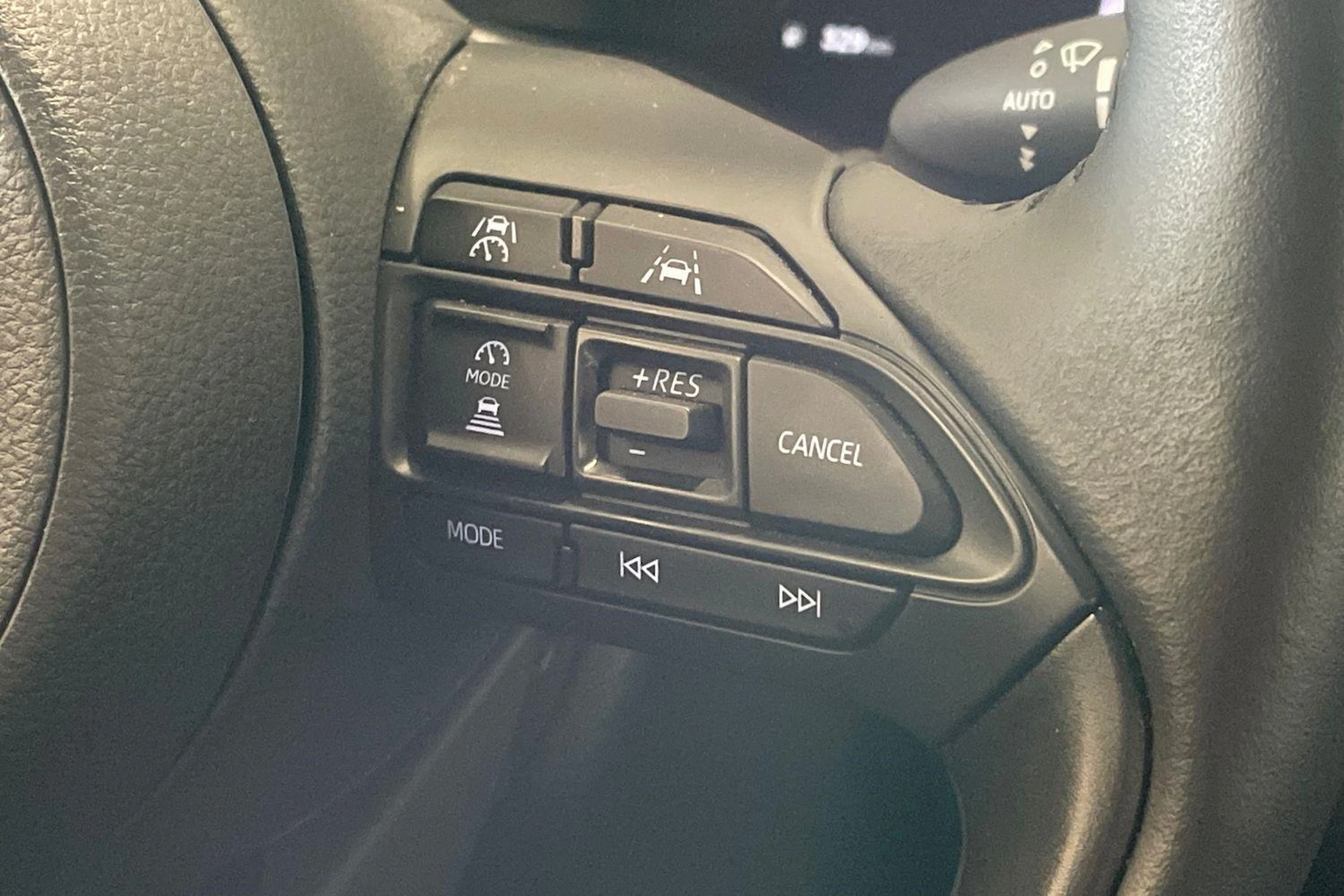 hopea Toyota Yaris Cross 2025 kuva 13.