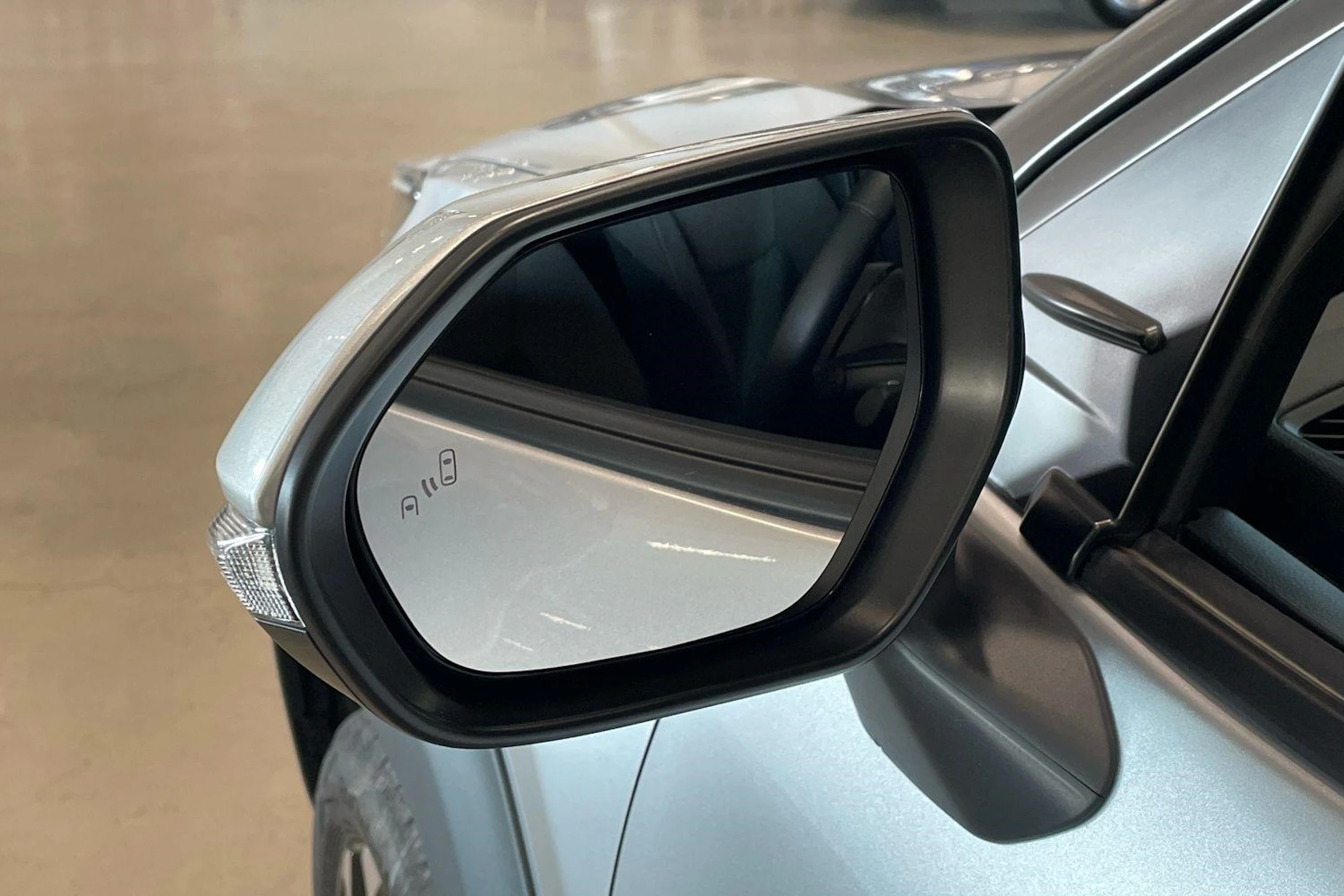hopea Toyota Yaris Cross 2025 kuva 25.