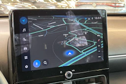 Valkoinen Toyota Yaris Cross 2025 kuva 9.