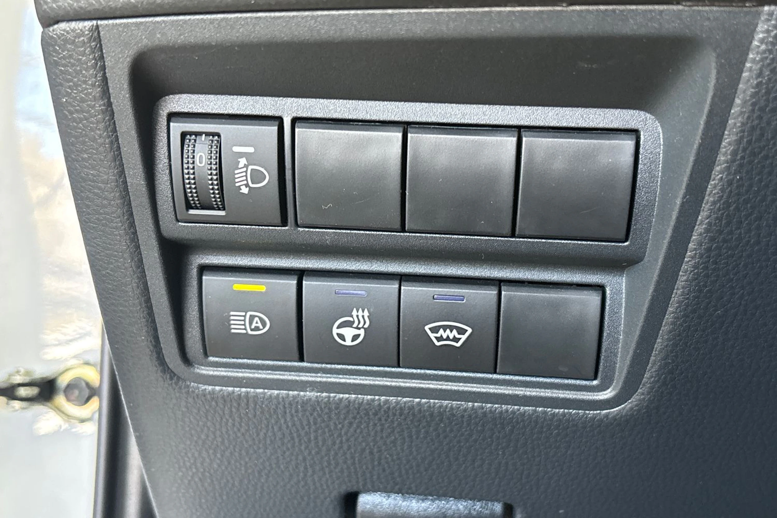 Valkoinen Toyota Yaris Cross 2025 kuva 18.