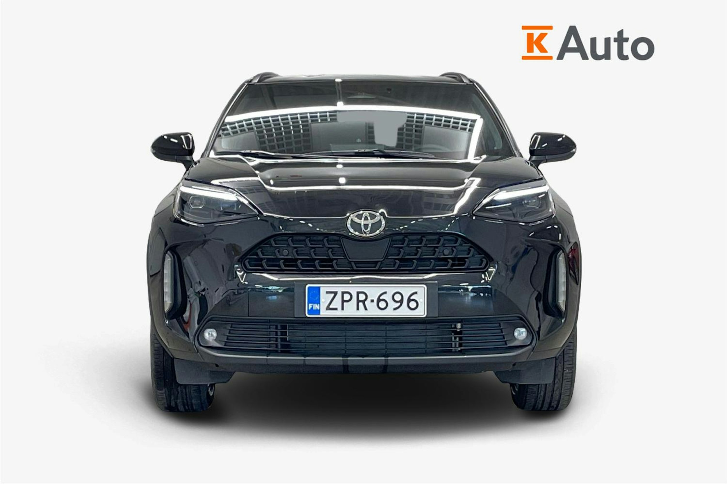 musta Toyota Yaris Cross 2025 kuva 4.