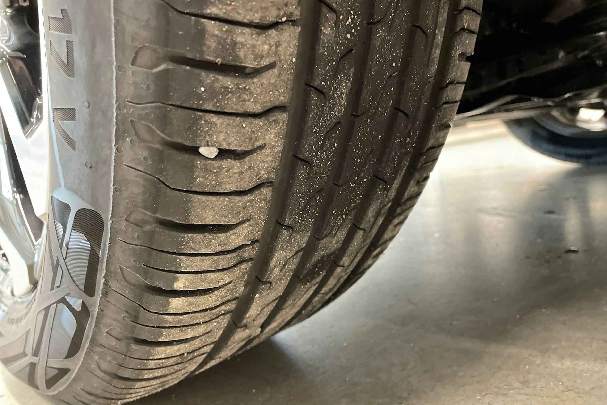 musta Toyota Yaris Cross 2025 kuva 10.