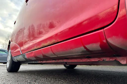 punainen Toyota Yaris Verso 2000 kuva 16.