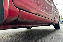 punainen Toyota Yaris Verso 2000 kuva 17.