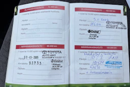 punainen Toyota Yaris Verso 2000 kuva 34.