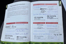 punainen Toyota Yaris Verso 2000 kuva 36.