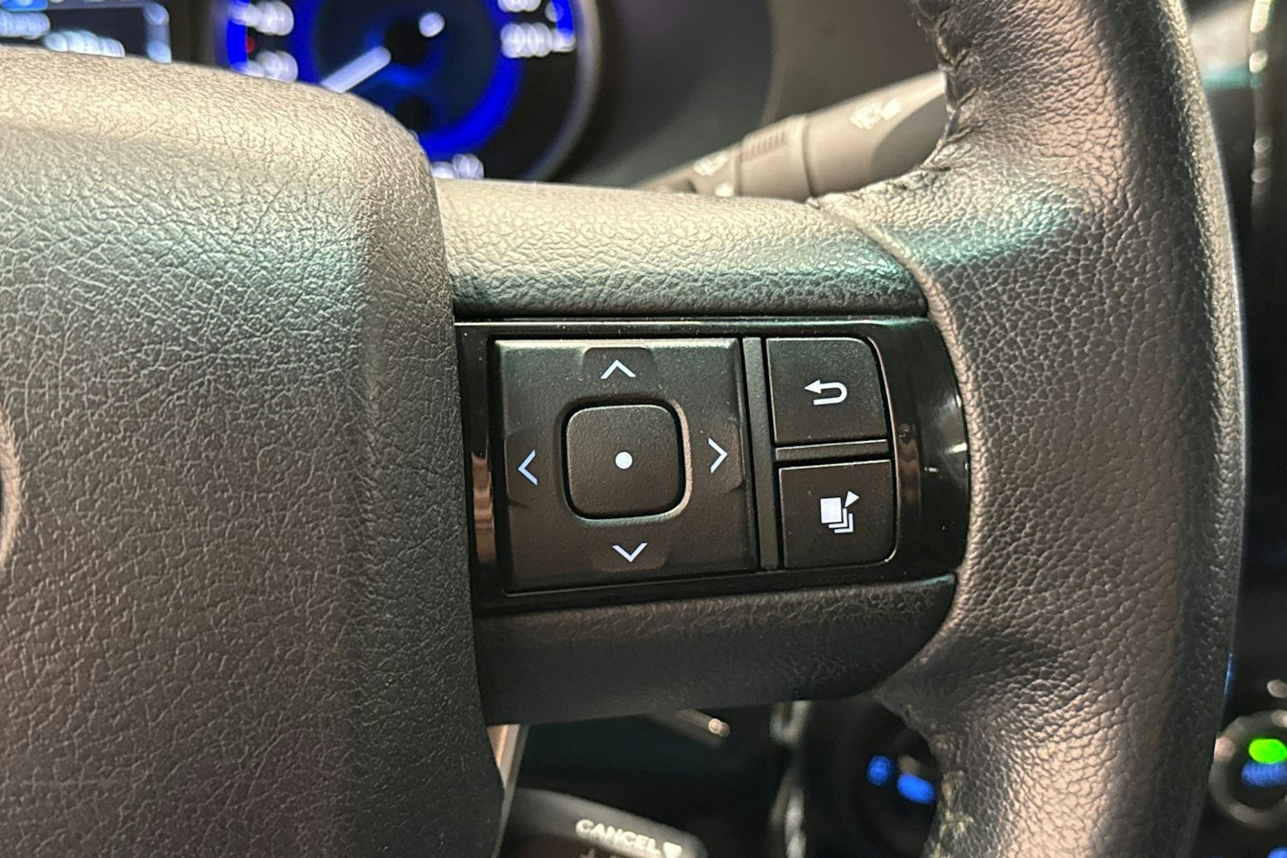 valkoinen Truckmasters OX 4X4 2018 kuva 18.