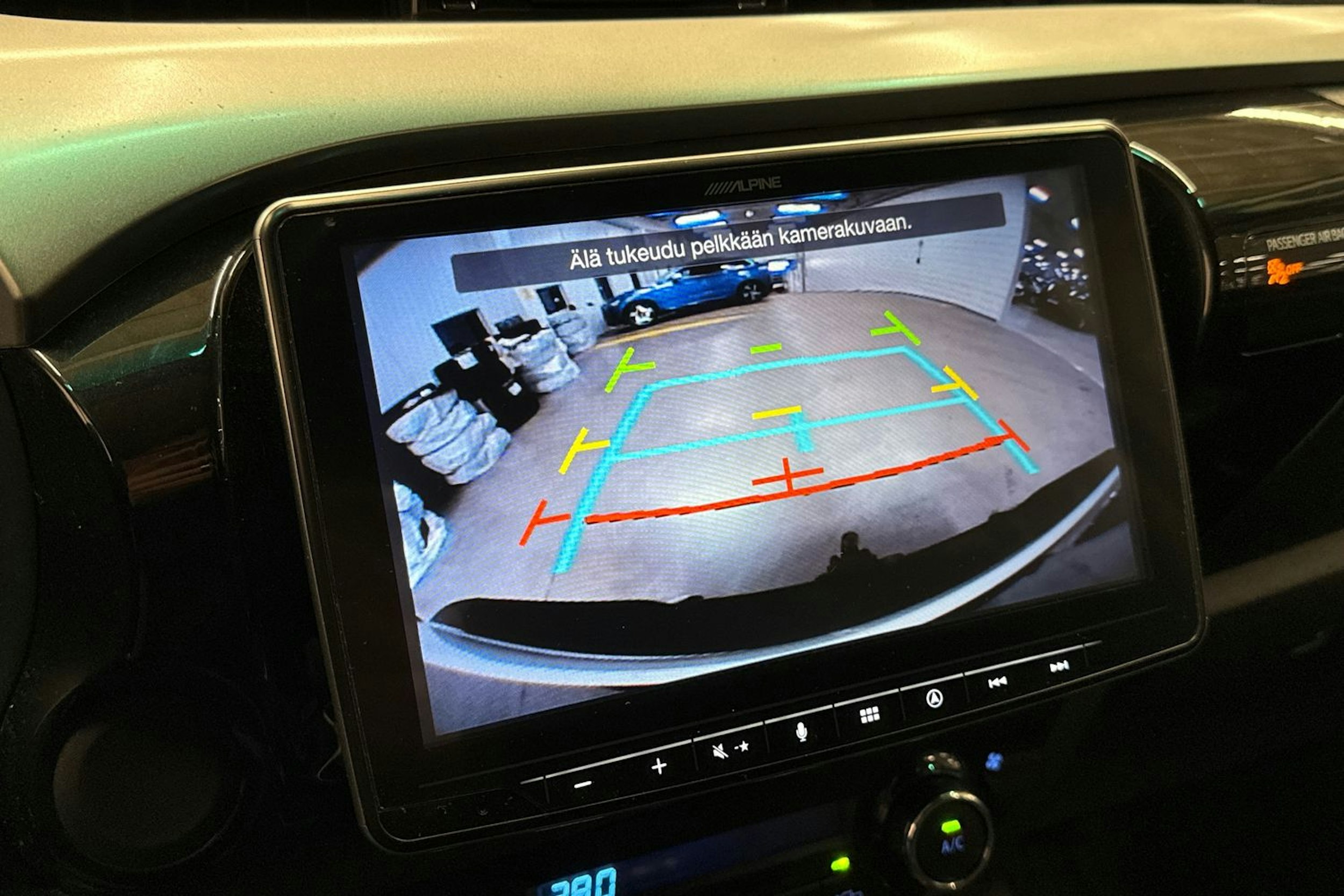 valkoinen Truckmasters OX 4X4 2018 kuva 21.