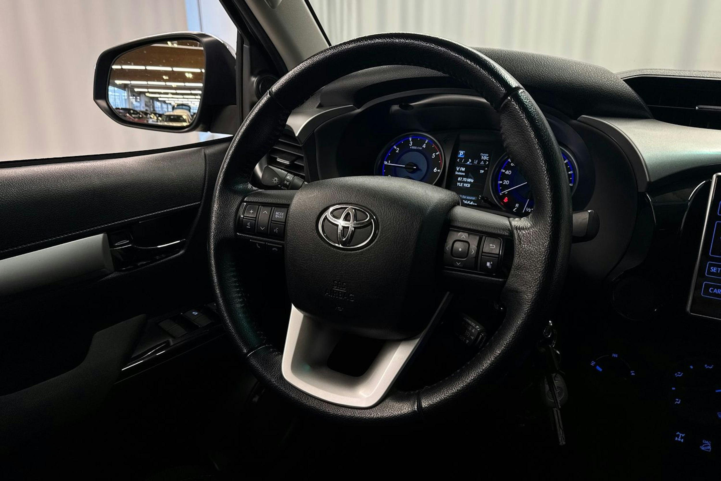 harmaa Truckmasters OX 4X4 2018 kuva 15.