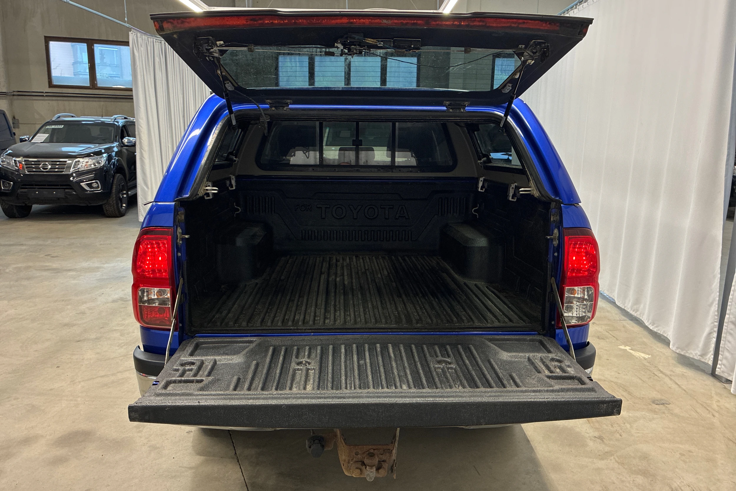 sininen Truckmasters OX 4X4 2018 kuva 16.