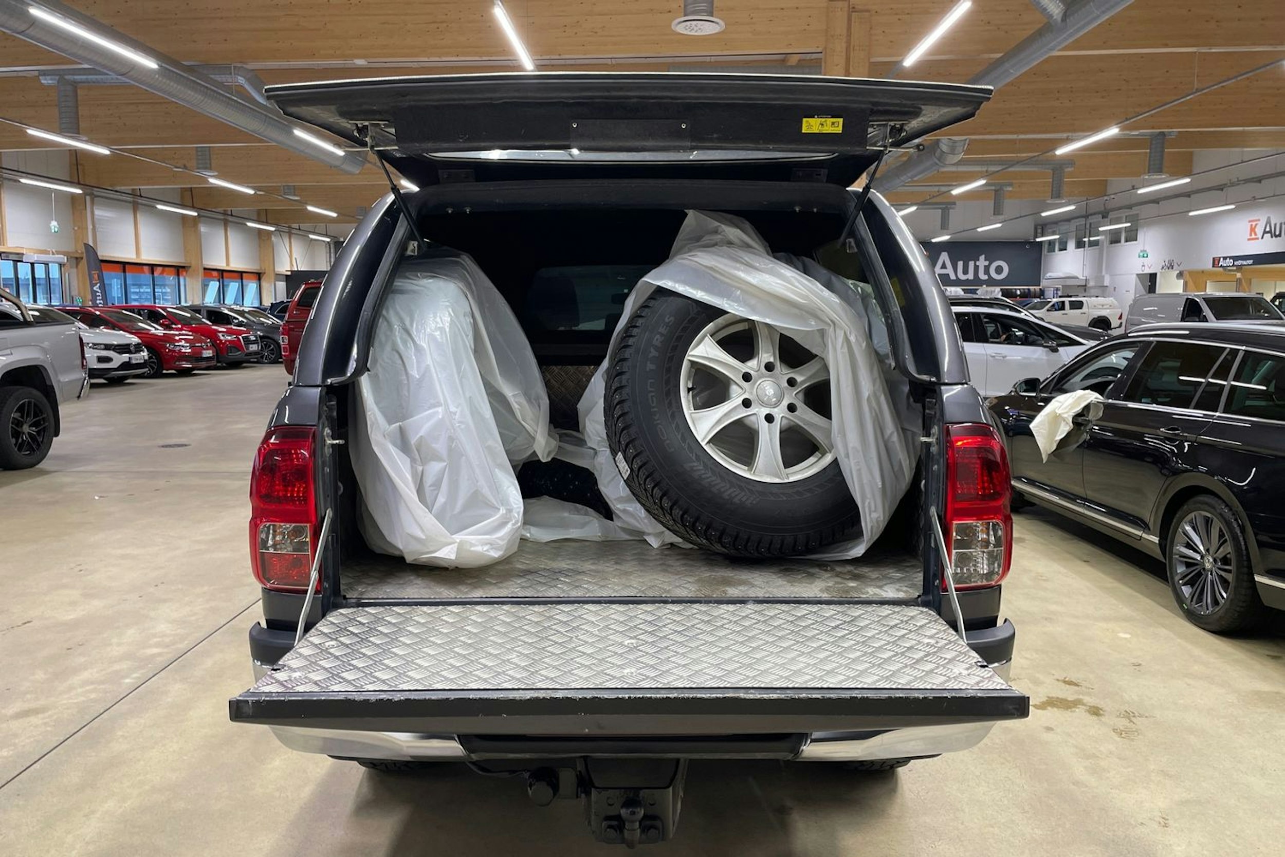 harmaa Truckmasters OX 4X4 2018 kuva 18.