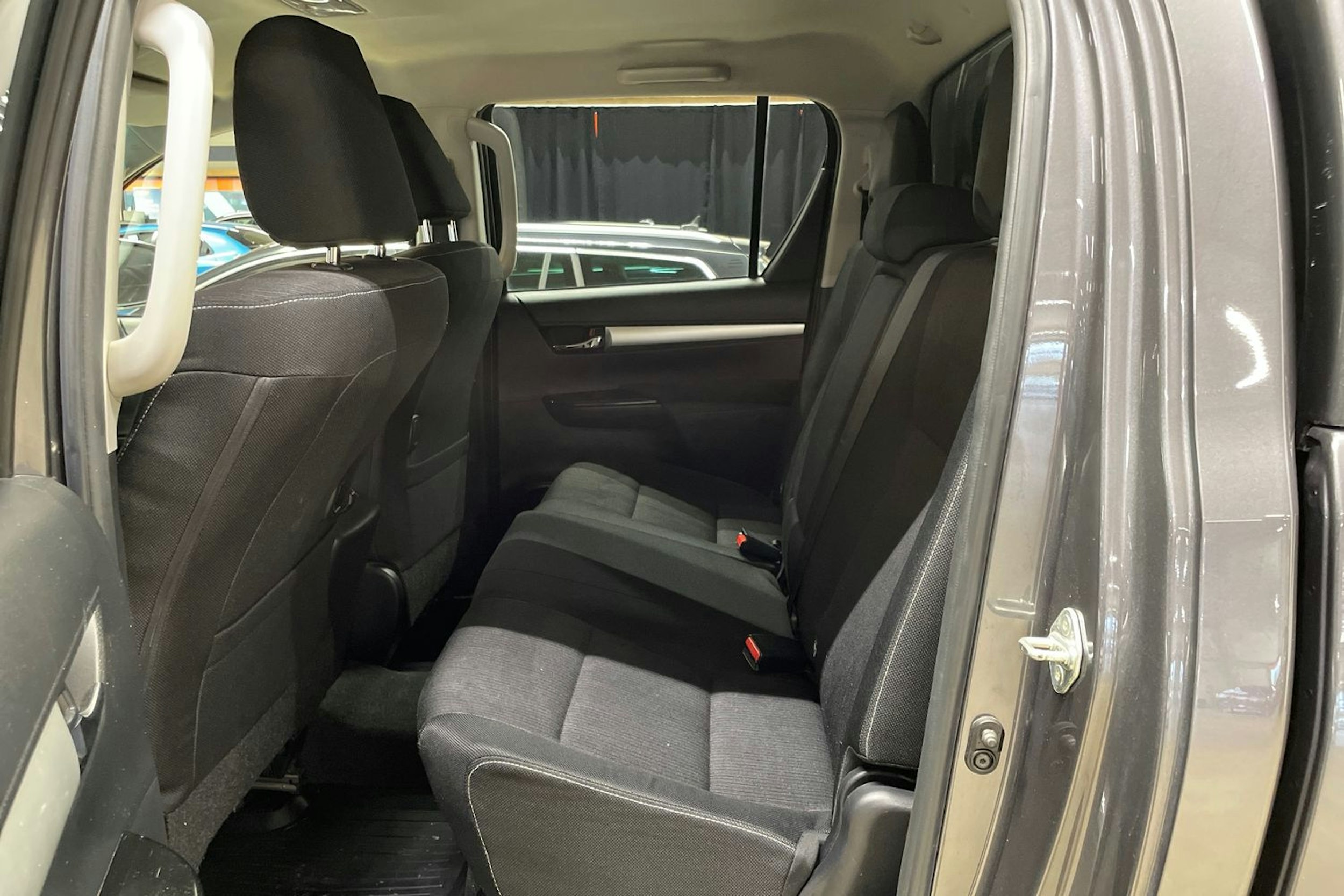 harmaa Truckmasters OX 4X4 2018 kuva 19.