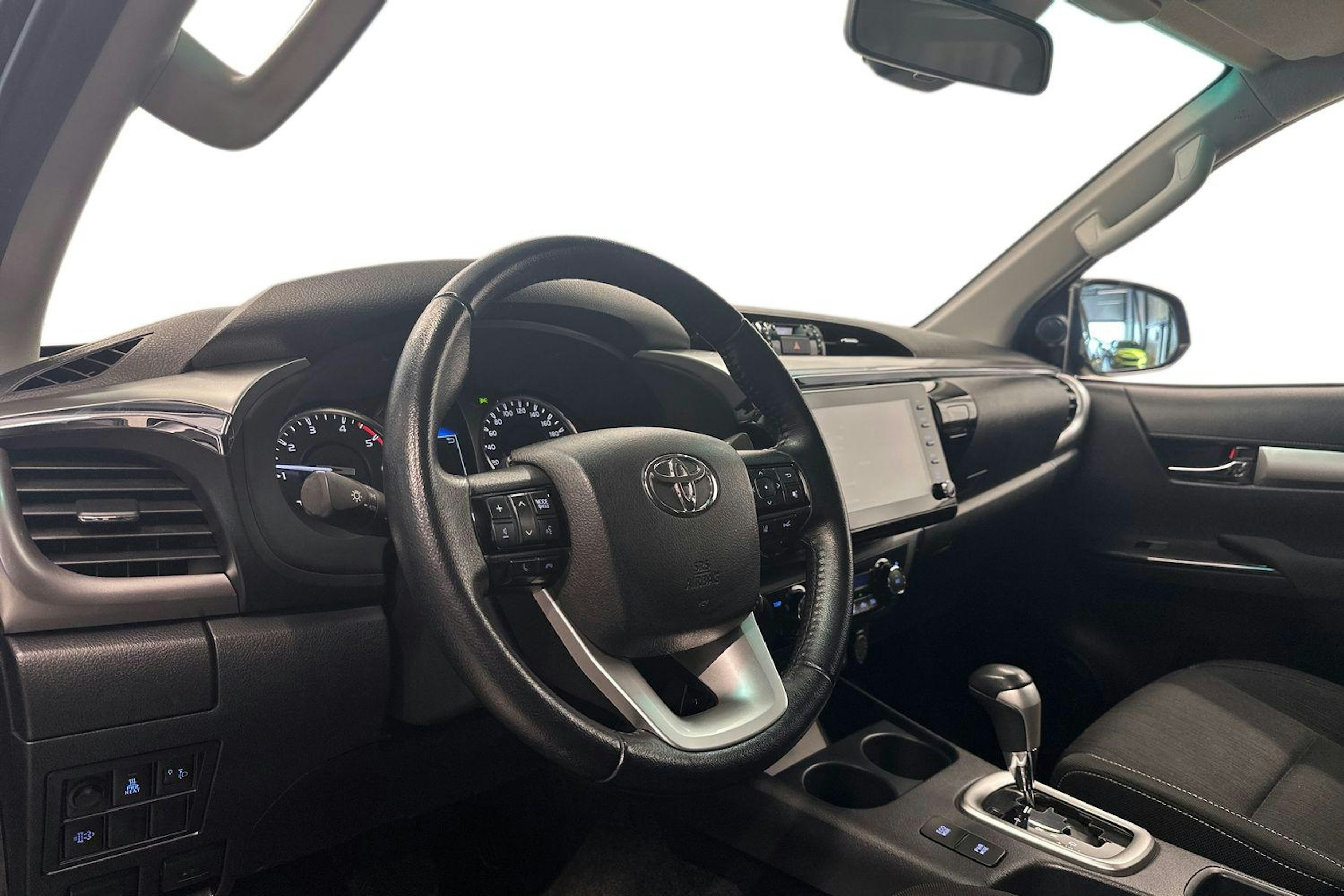 musta Truckmasters OX 4x4 2021 kuva 7.