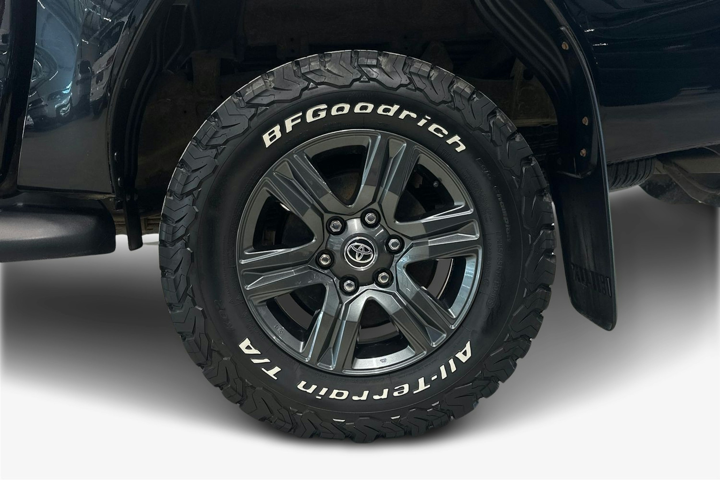 musta Truckmasters OX 4x4 2021 kuva 11.