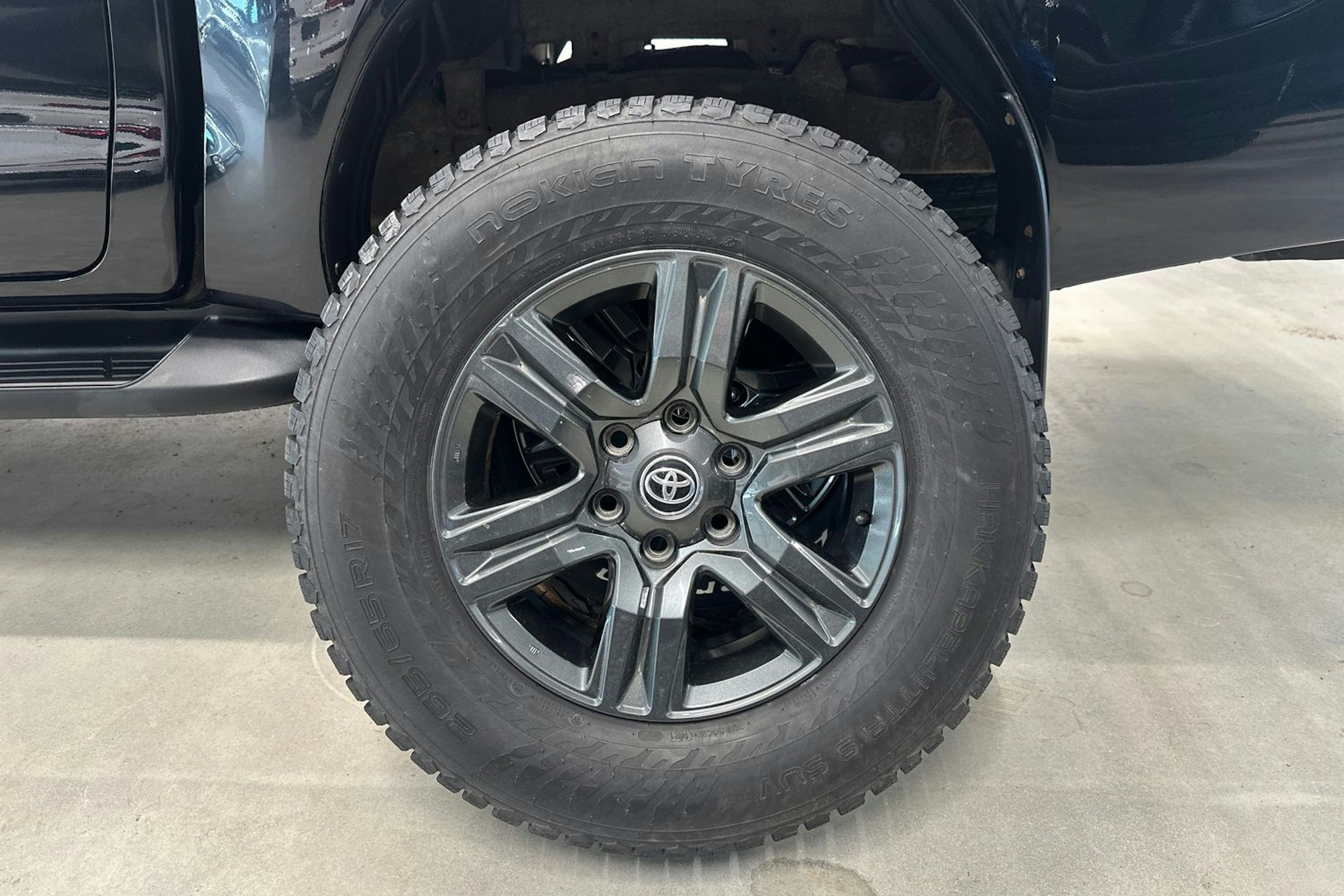 musta Truckmasters OX 4x4 2021 kuva 13.