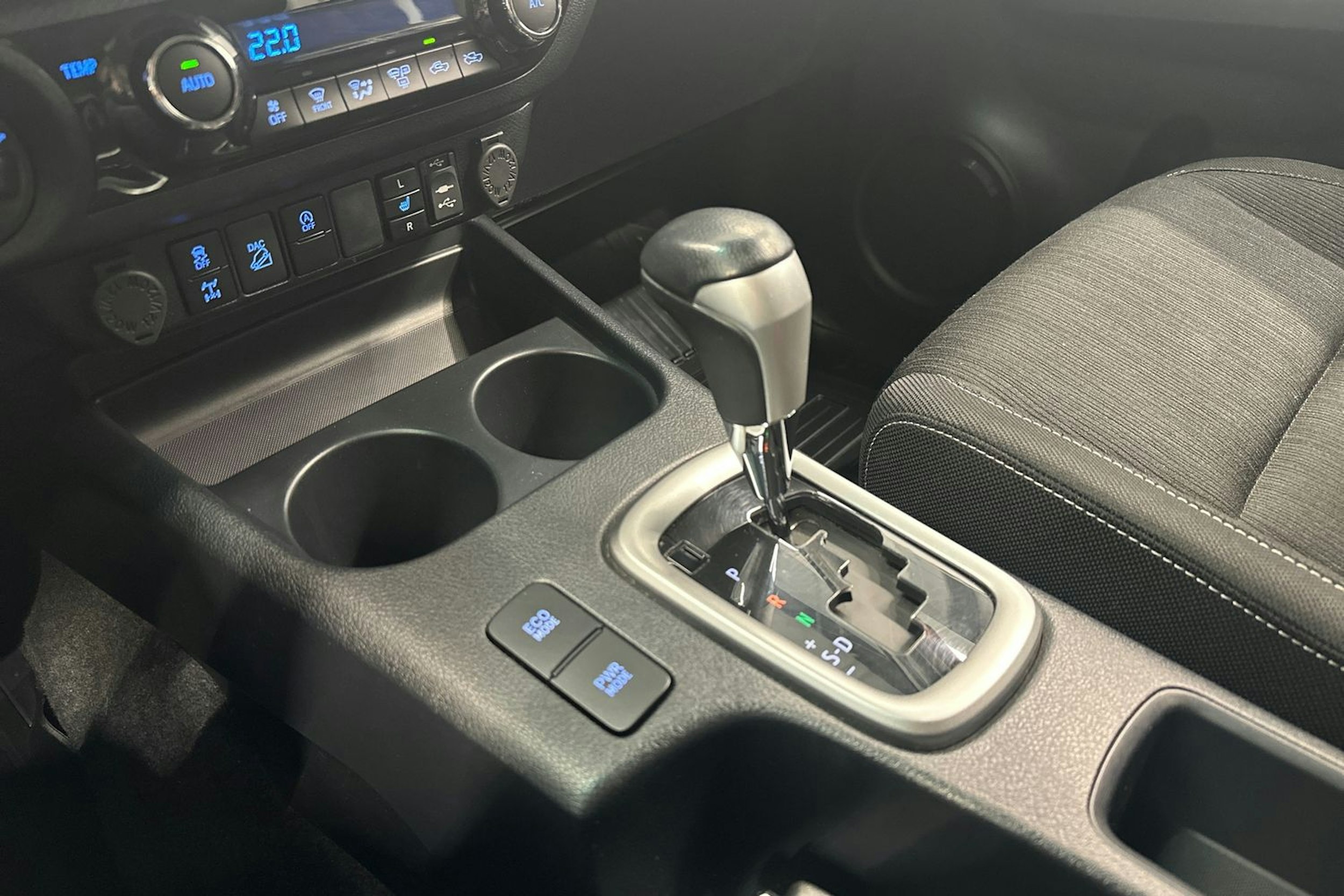 musta Truckmasters OX 4x4 2021 kuva 21.