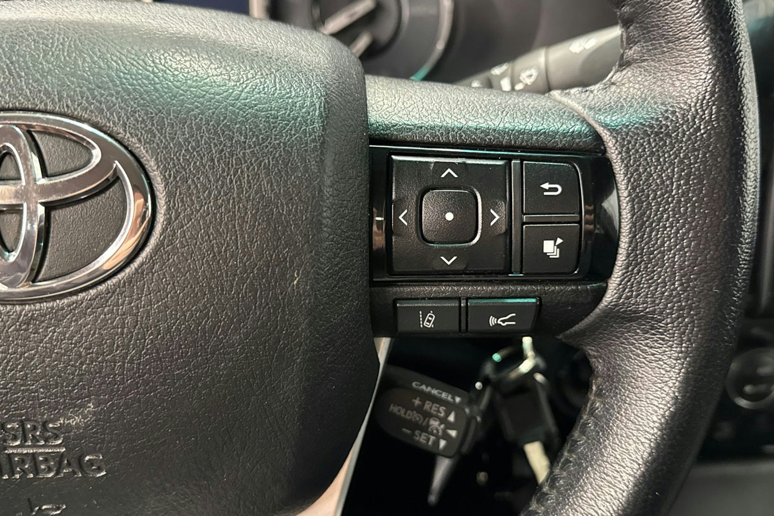 musta Truckmasters OX 4x4 2022 kuva 17.