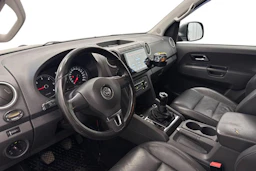 harmaa Volkswagen Amarok 2011 kuva 6.