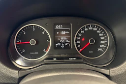 harmaa Volkswagen Amarok 2011 kuva 10.