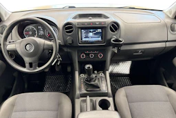 valkoinen Volkswagen Amarok 2011 kuva 7.