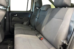 valkoinen Volkswagen Amarok 2011 kuva 8.