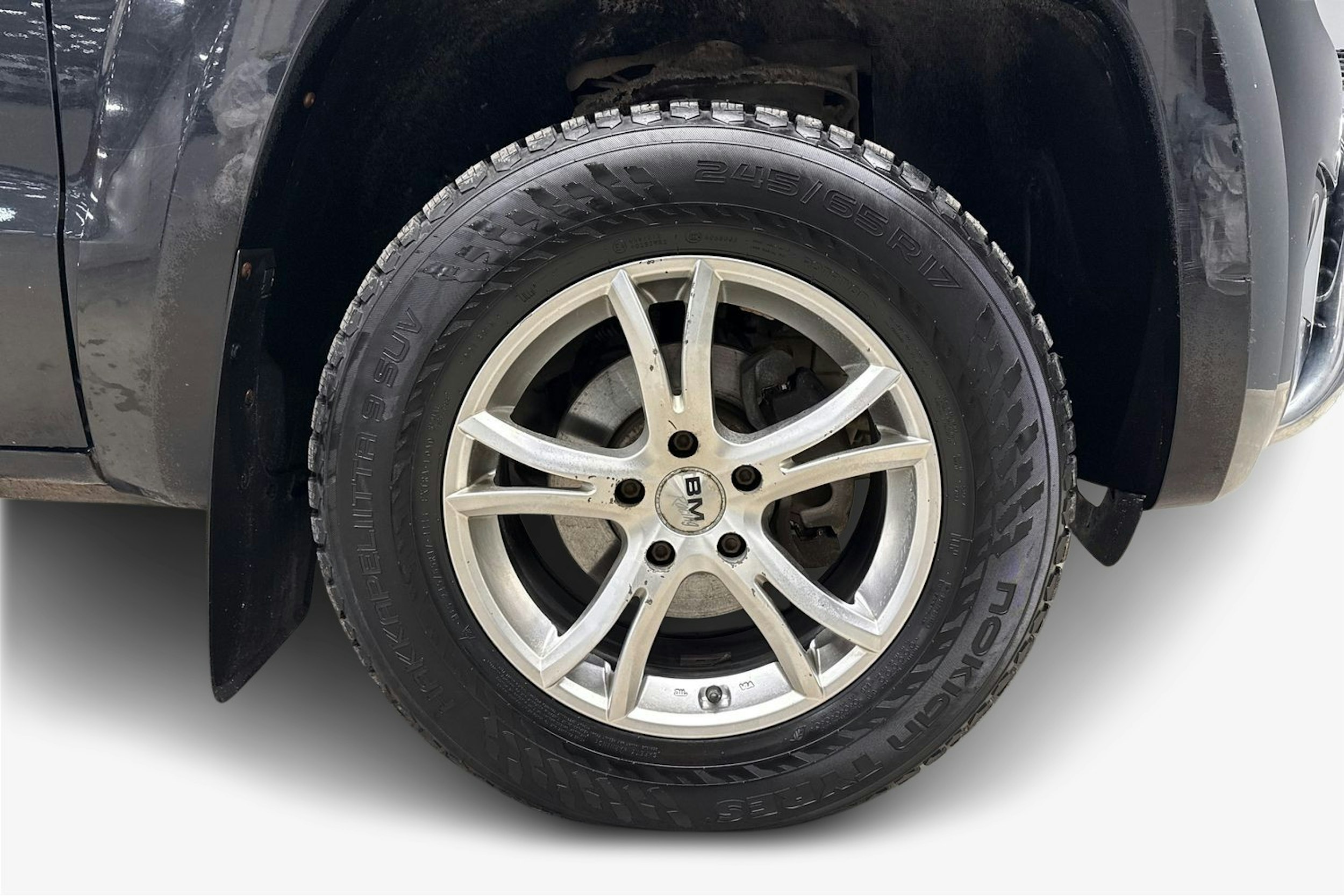 musta Volkswagen Amarok 2011 kuva 12.