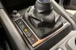 musta Volkswagen Amarok 2011 kuva 21.