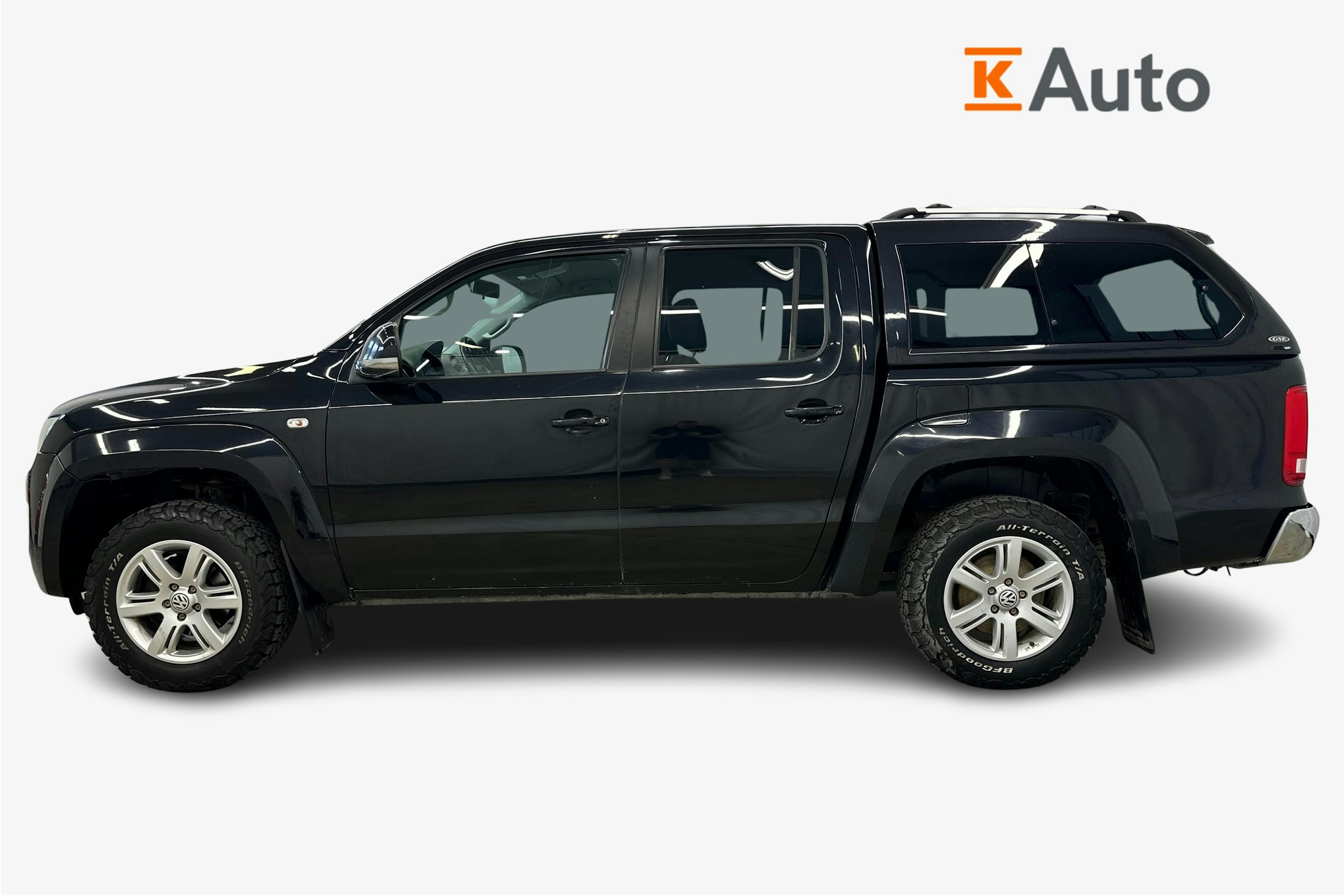 musta Volkswagen Amarok 2011 kuva 5.