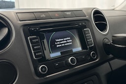 musta Volkswagen Amarok 2011 kuva 18.