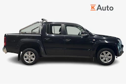 musta Volkswagen Amarok 2011 kuva 7.