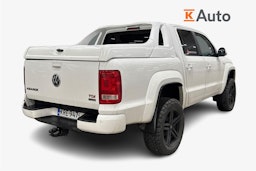 valkoinen Volkswagen Amarok 2011 kuva 2.