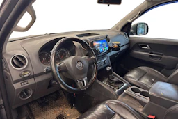 harmaa Volkswagen Amarok 2012 kuva 3.