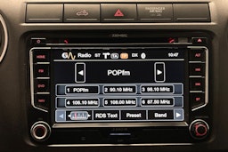 valkoinen Volkswagen Amarok 2012 kuva 17.