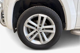 valkoinen Volkswagen Amarok 2012 kuva 12.