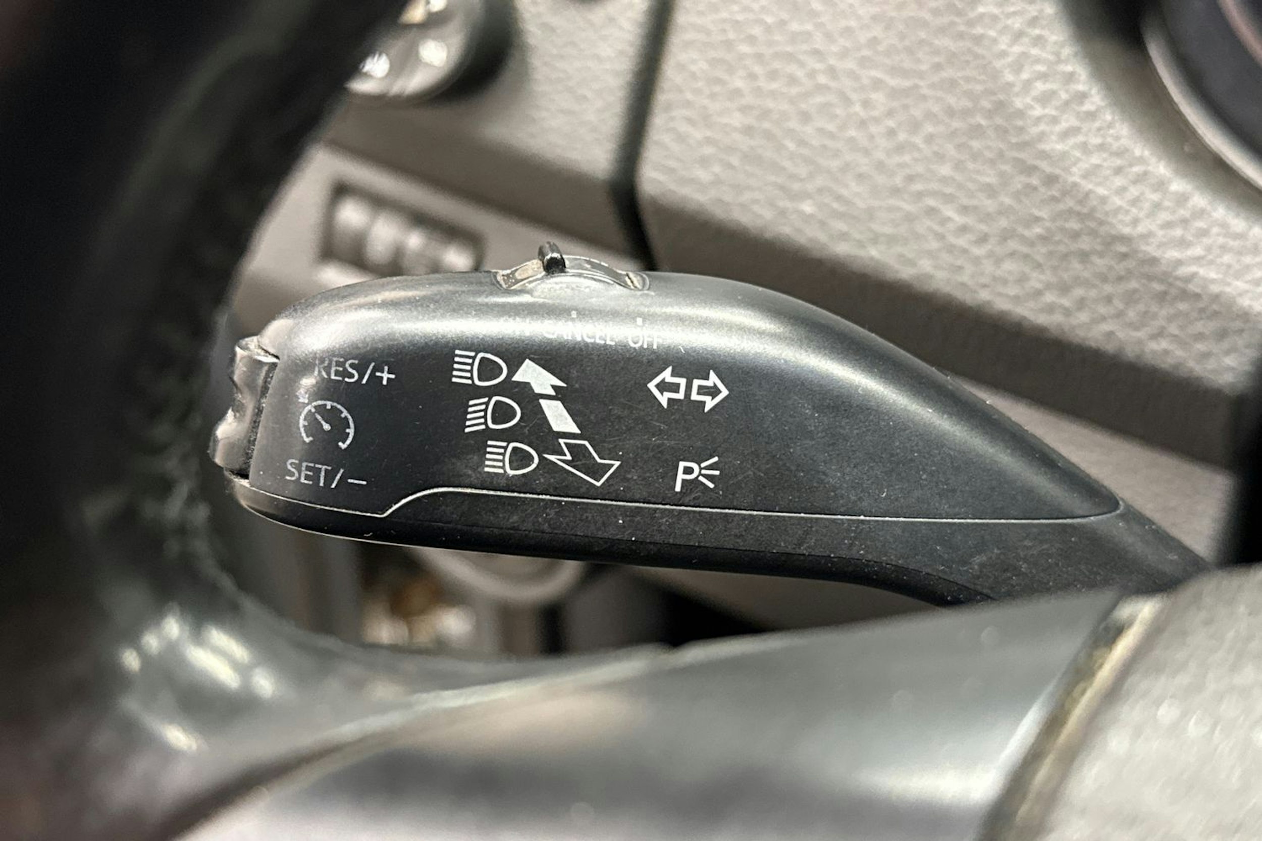 hopea Volkswagen Amarok 2012 kuva 18.