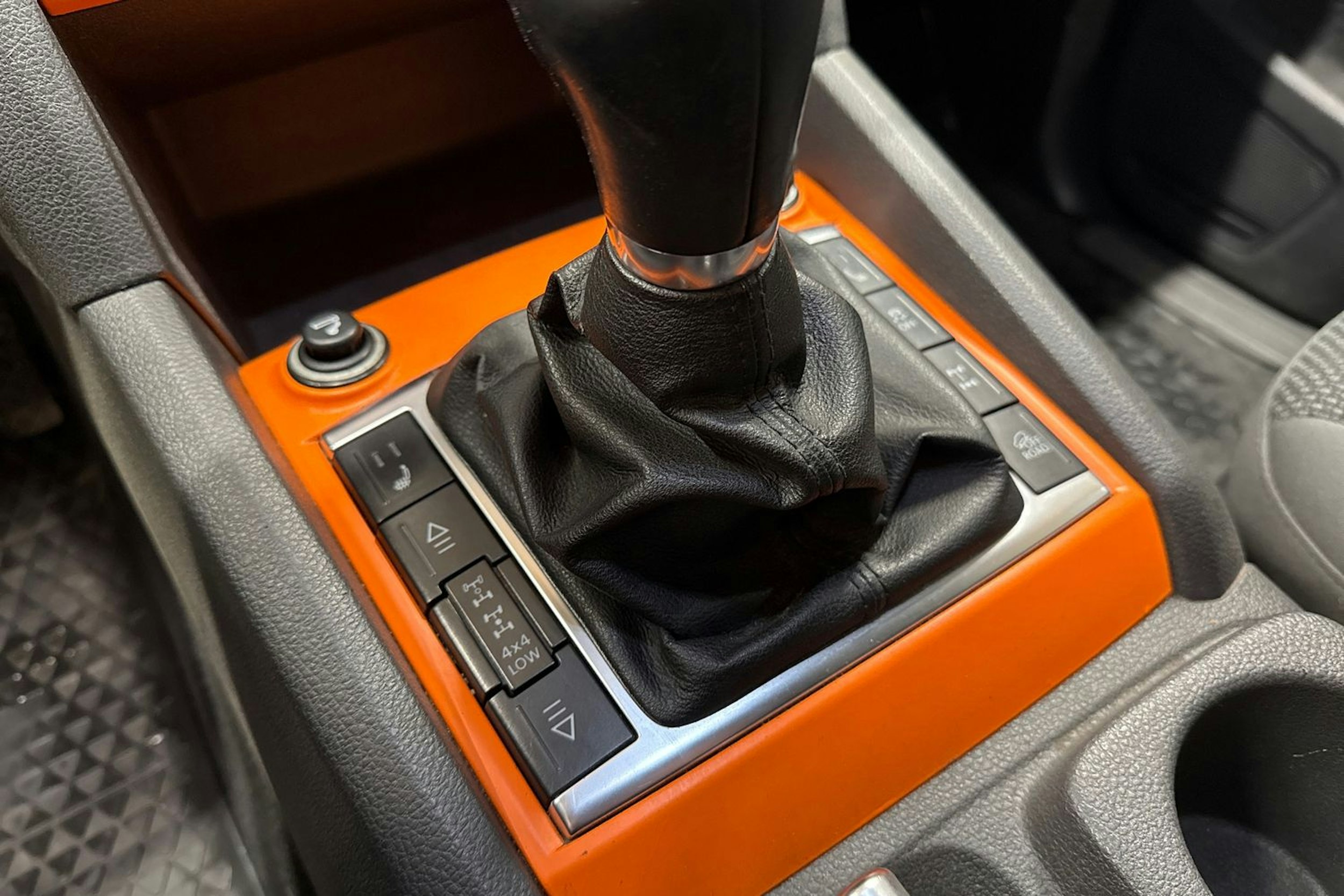 hopea Volkswagen Amarok 2012 kuva 21.