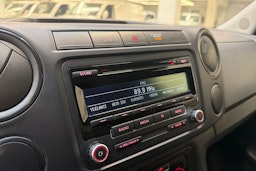 ruskea (beige) Volkswagen Amarok 2012 kuva 15.