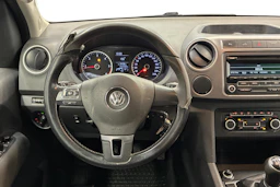 met. harmaa Volkswagen Amarok 2013 kuva 9.