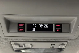 musta Volkswagen Amarok 2013 kuva 25.