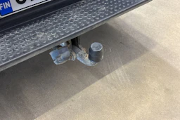 musta Volkswagen Amarok 2013 kuva 27.