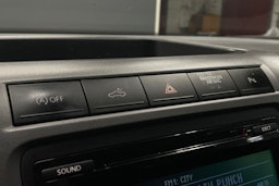 musta Volkswagen Amarok 2013 kuva 13.