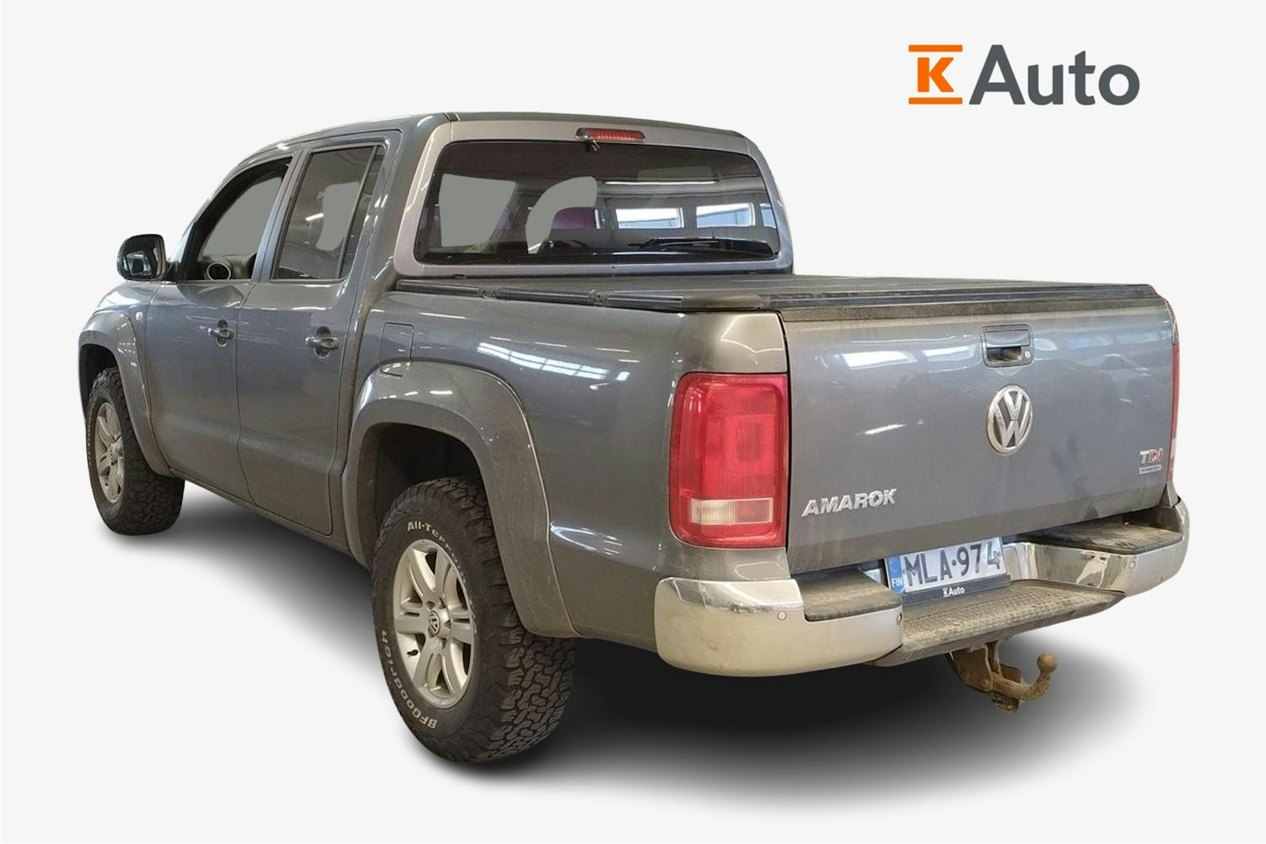 harmaa Volkswagen Amarok 2013 kuva 2.
