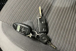 Hopea Volkswagen Amarok 2013 kuva 18.