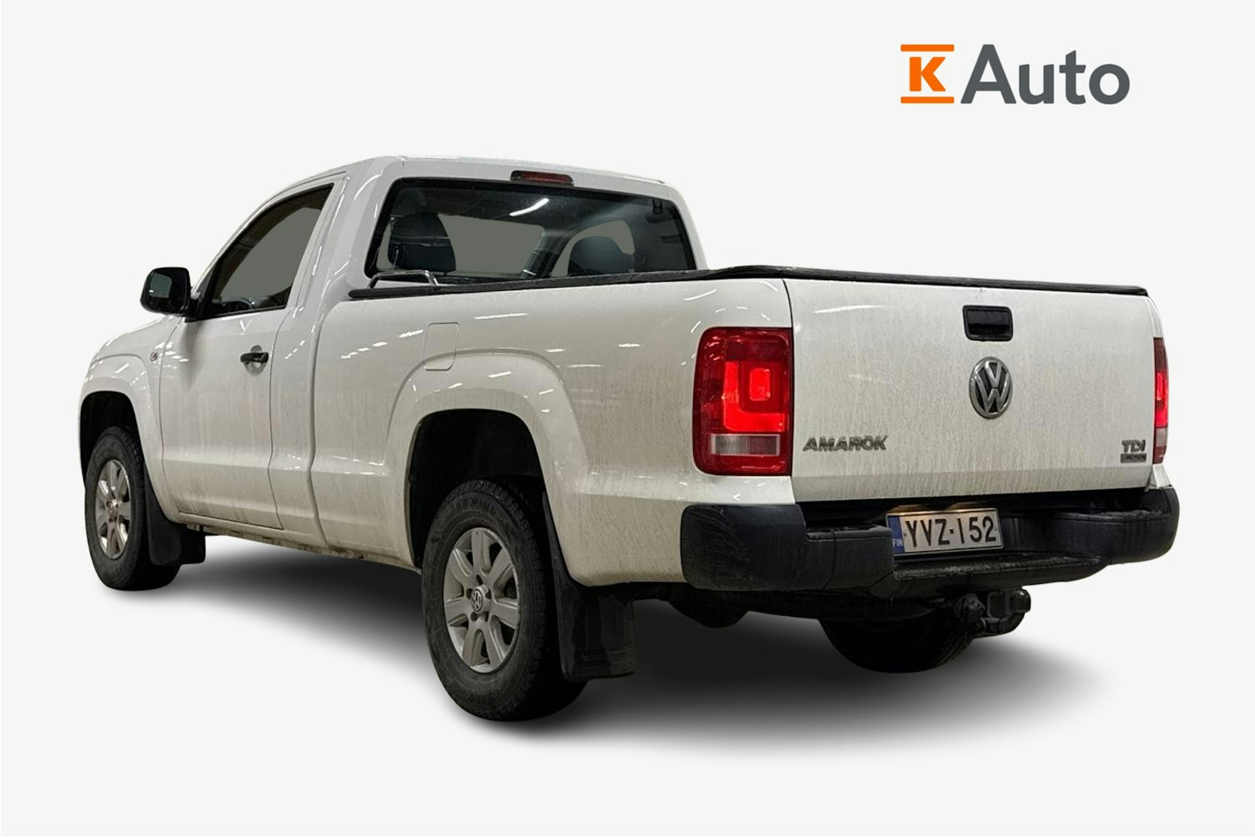 valkoinen Volkswagen Amarok 2013 kuva 2.