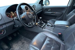 valkoinen Volkswagen Amarok 2013 kuva 3.