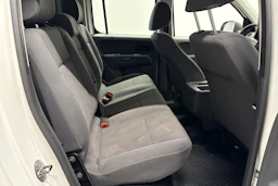 valkoinen Volkswagen Amarok 2014 kuva 13.
